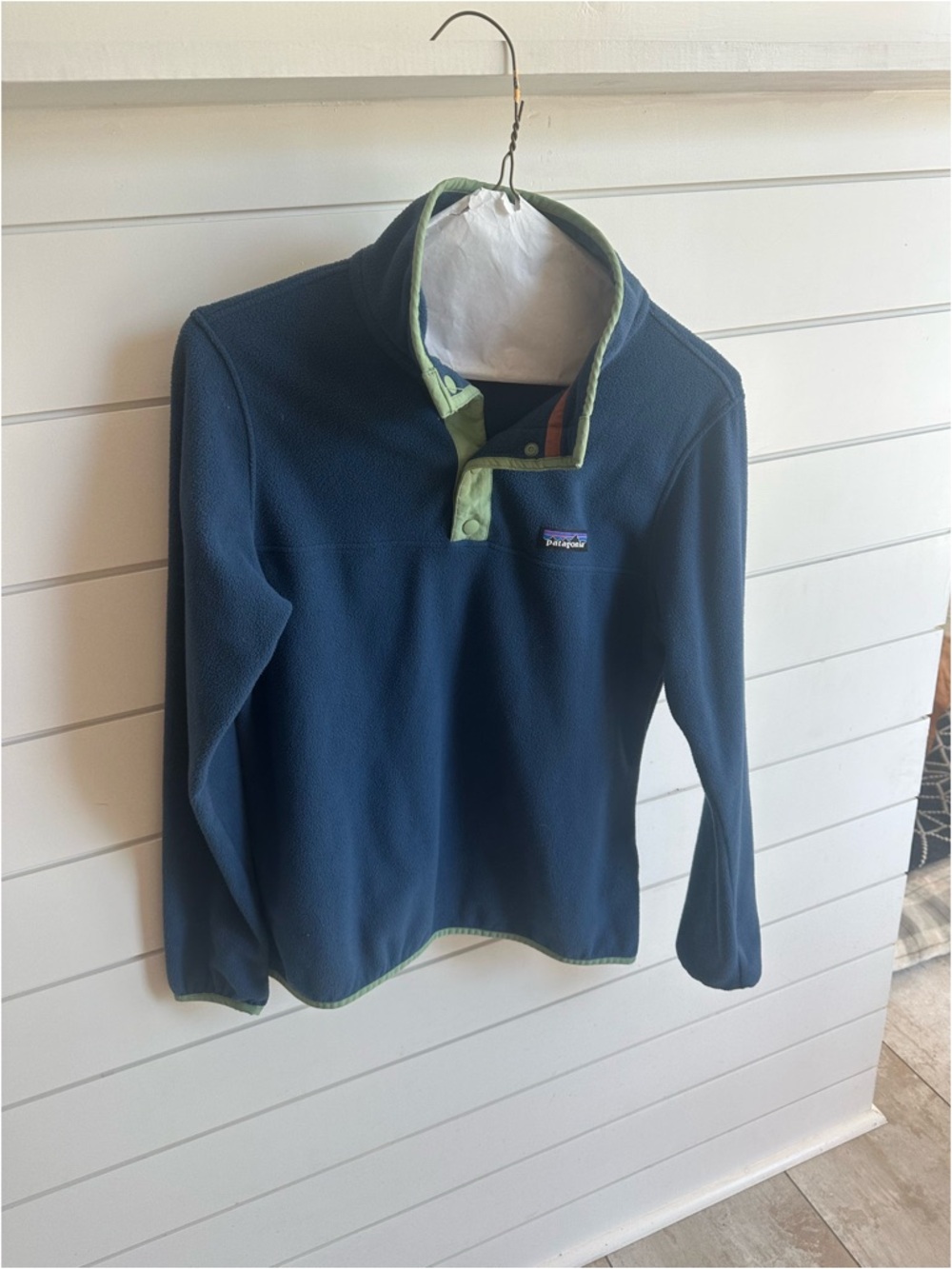 Patagonia Navy Fleece Pullover with Light Green Trim